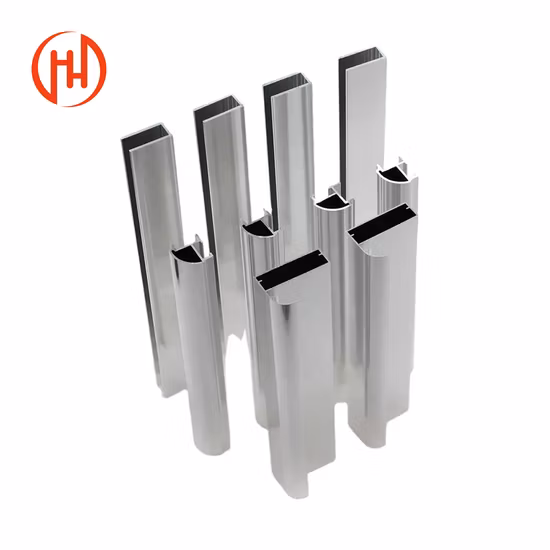 Душевая дверь из закаленного стекла с фурнитурой из алюминия и нержавеющей стали